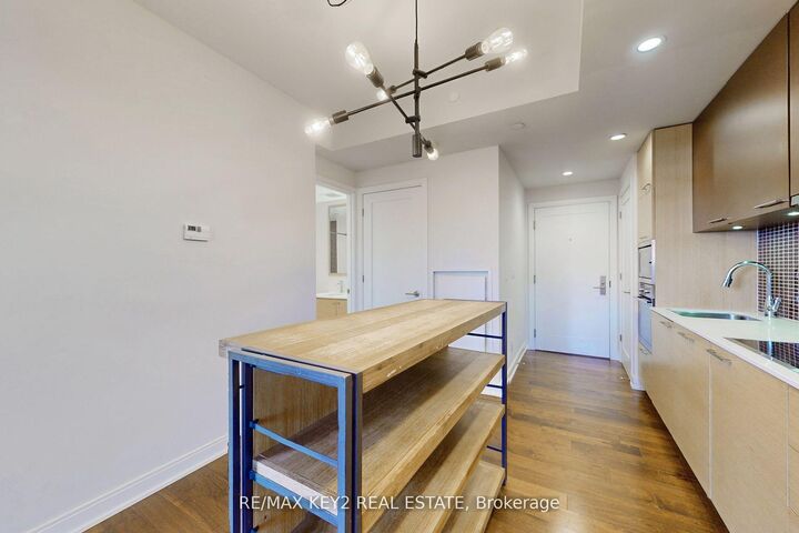 Property Photo:  55 Front Street E 616  ON M5E 0A7 
