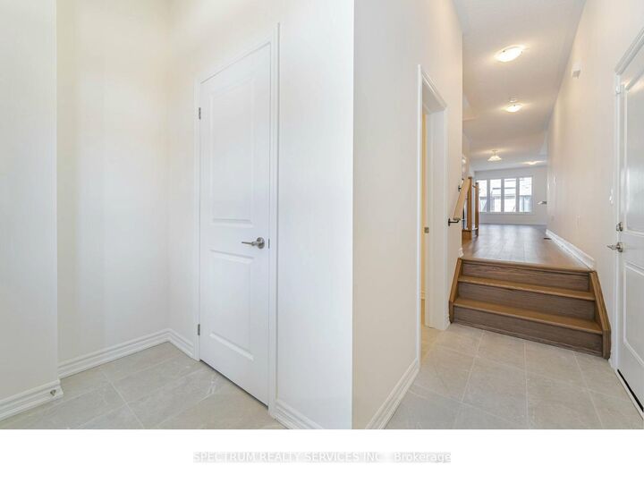 Property Photo: 1437 Watercres Way ON L9T 2X5