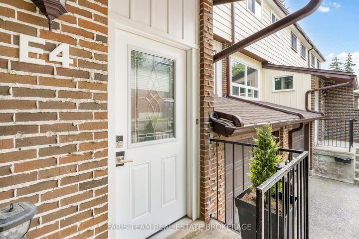 Property Photo: 63 Ferris Lane E4 ON L4M 5C4