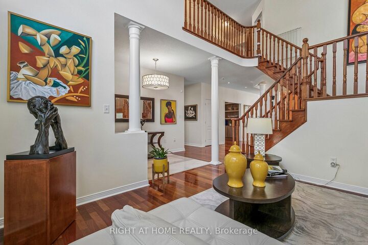 Property Photo: 4263 Couples Crescent ON L7M 4Z2