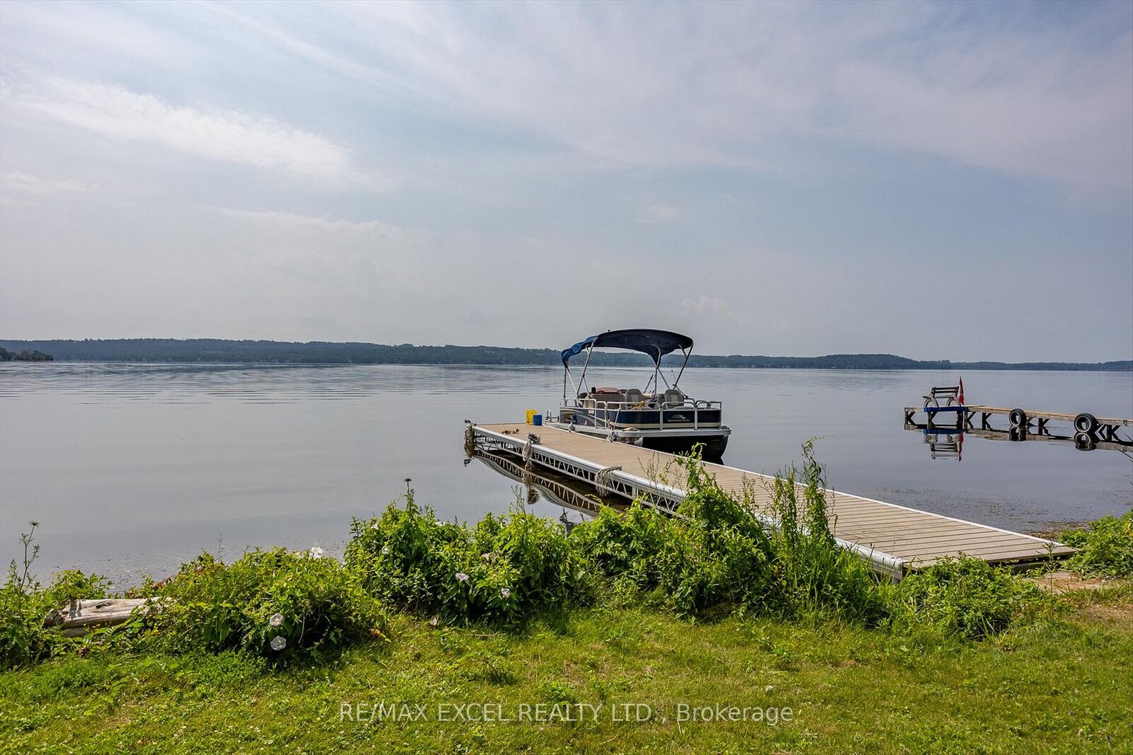 Property Photo:  665 North Shore Drive E  ON P7B 6B3 