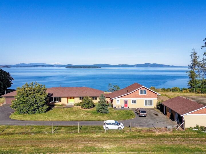 Property Photo: 3191 Martindale Rd BC V8L 1V2