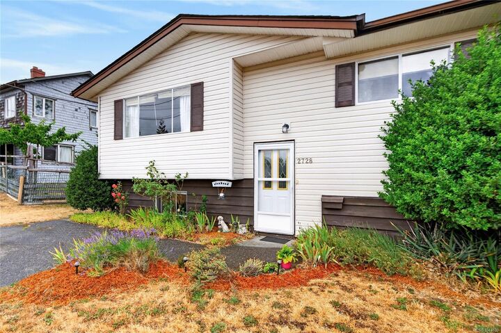 Property Photo:  2728 Windermere Ave  BC V0R 1S0 