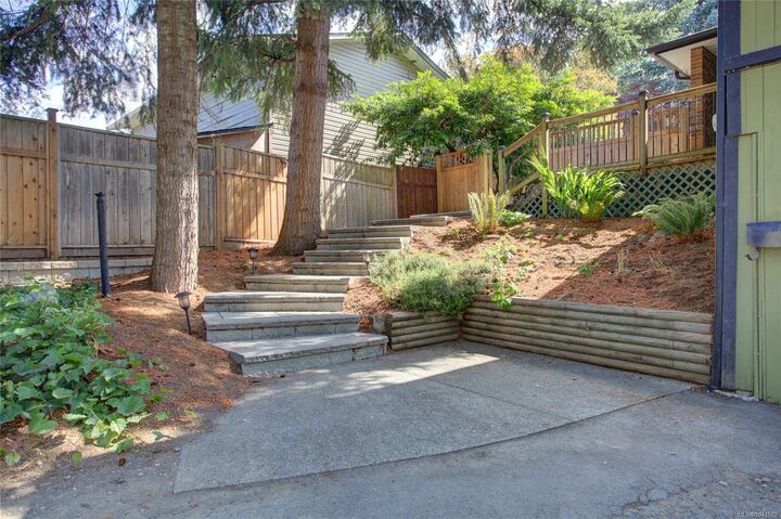 Property Photo: 6013 Wisteria Pl BC V9L 4N4