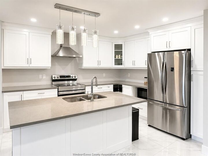 Property Photo: 85 Bordeaux Place ON N7M 0S4