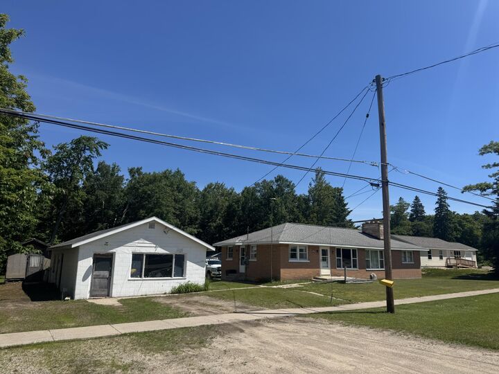 Property Photo: 520 W Central Avenue MI 49701