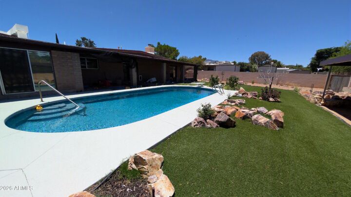 Property Photo:  2317 Elmwood Lane  AZ 85635 