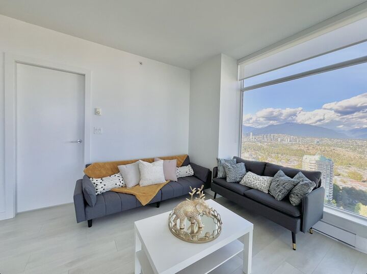 Property Photo:  4670 Assembly Way 3010  BC V5H 0H3 
