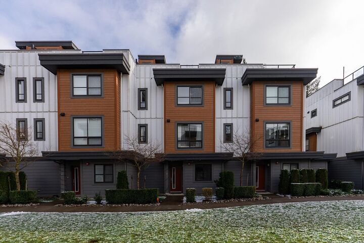 Property Photo: 39769 Government Road 65 BC V8B 0Z1