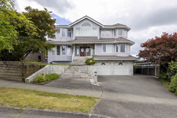 7995 Berkley Street — photo 1