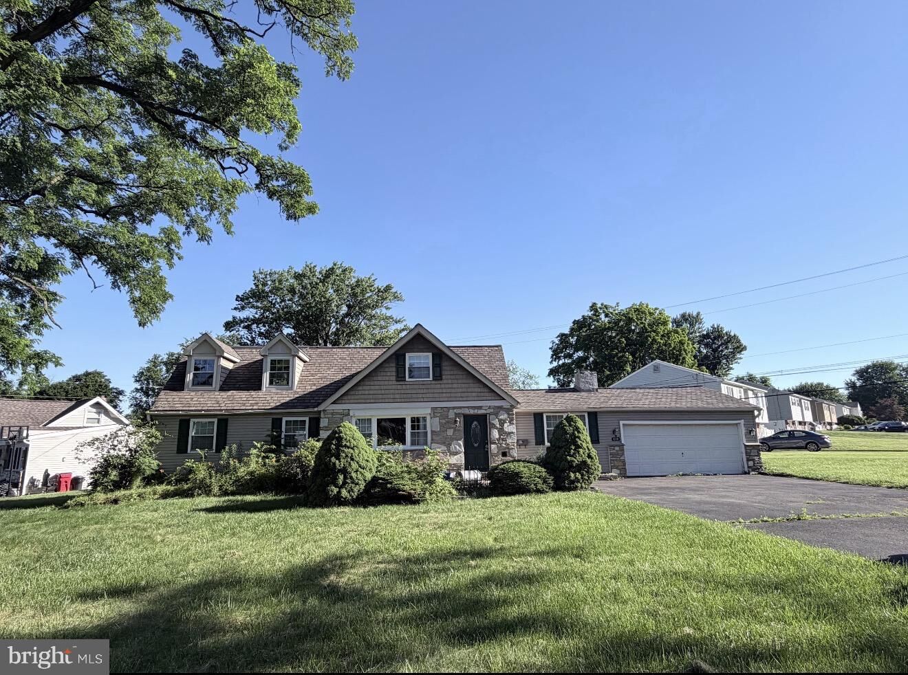Property Photo:  213 Luff Lane  PA 18974 