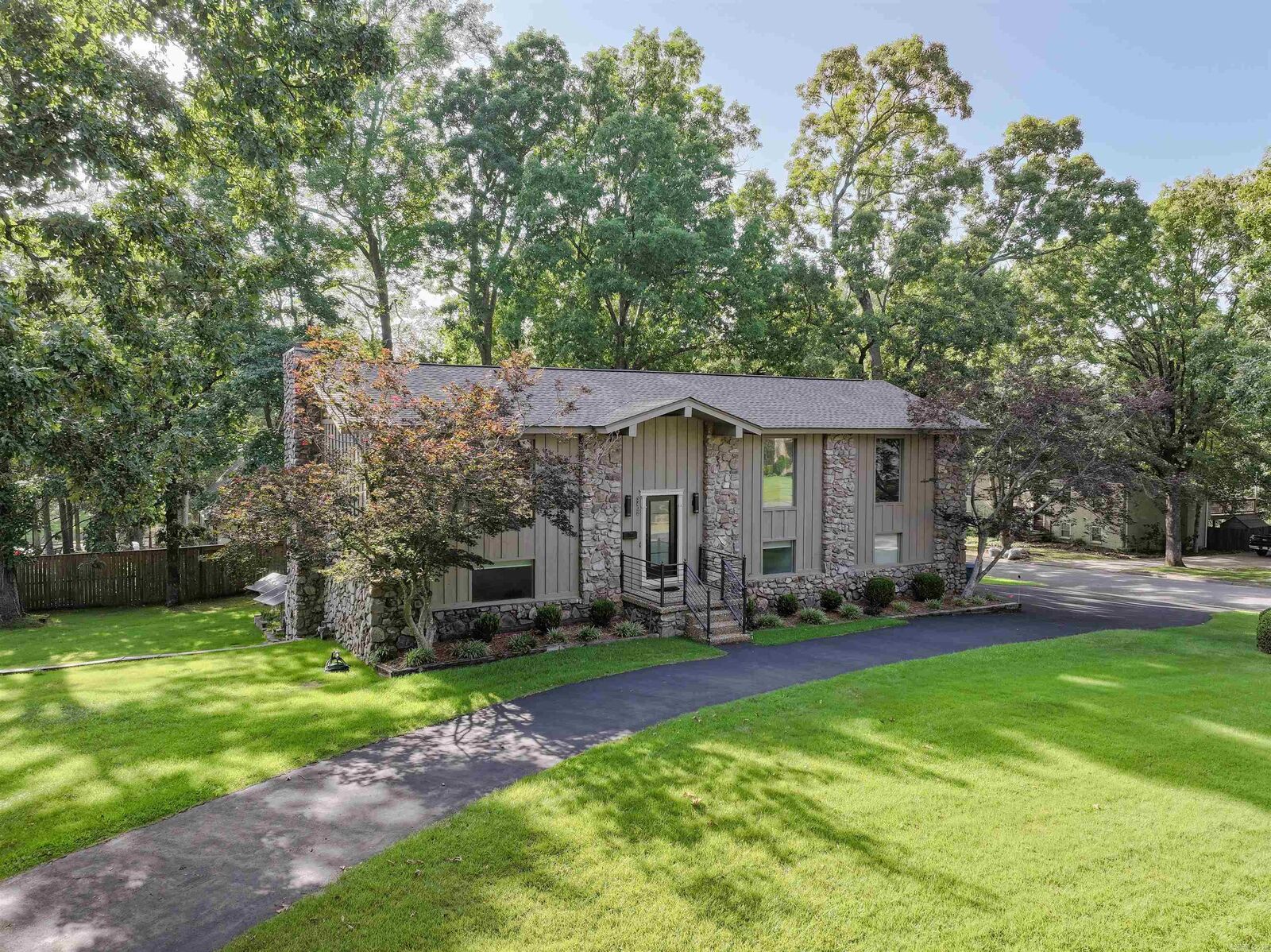 Property Photo:  3402 Shenandoah Valley Drive  AR 72212 