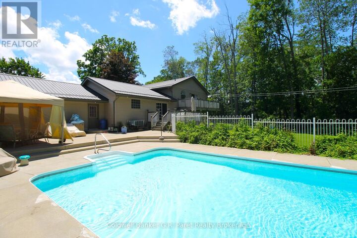 Property Photo: 28 Wellington Street West ON N0J 1R0