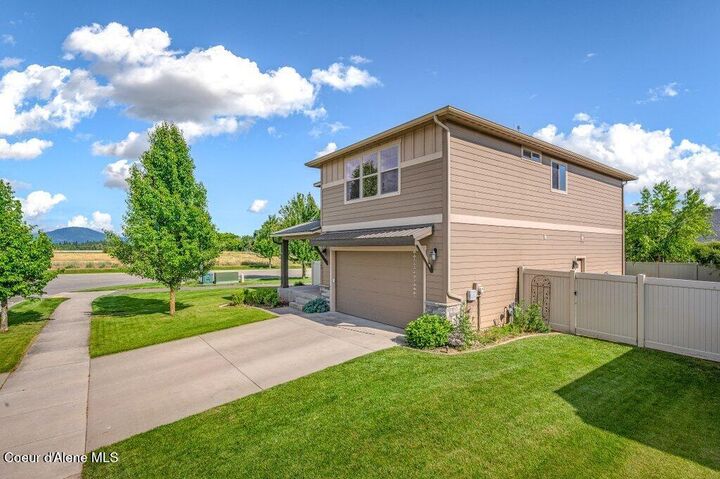 Property Photo:  4780 E Fennec Fox Ln  ID 83854 
