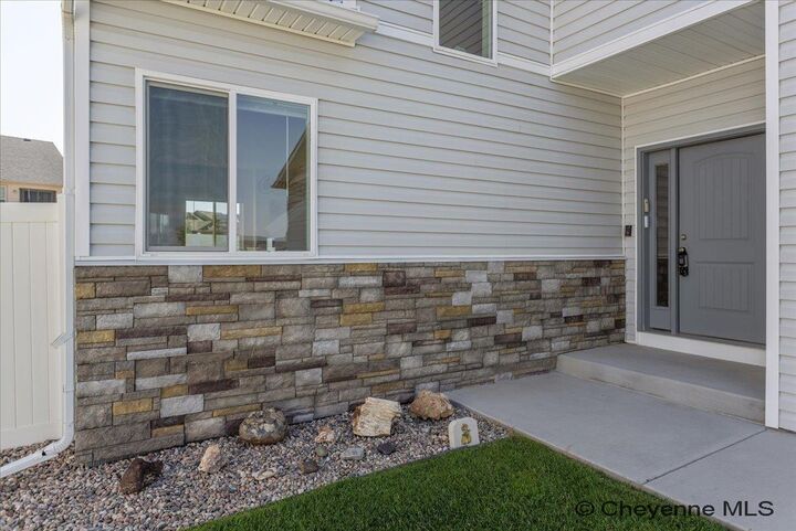 Property Photo:  6607 Kicking Horse Ct  WY 82001 