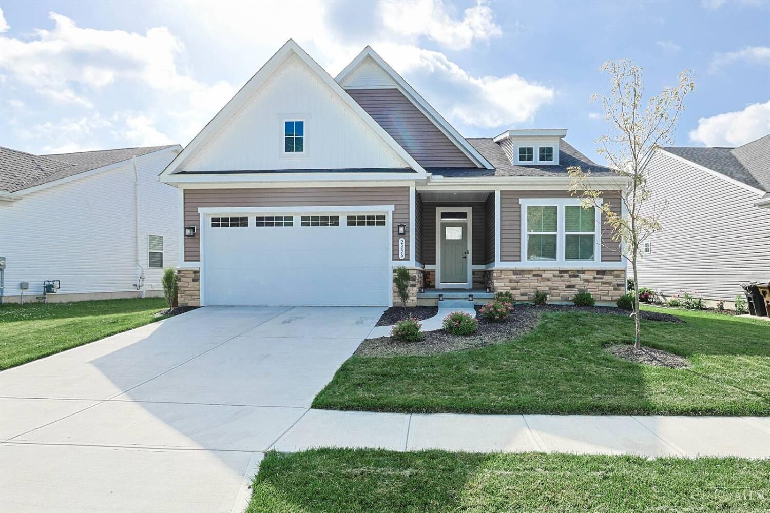 Property Photo: 2356 Streamside Drive OH 45103