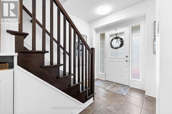 Property Photo:  529 Dundonald Drive  ON K2J 5X1 
