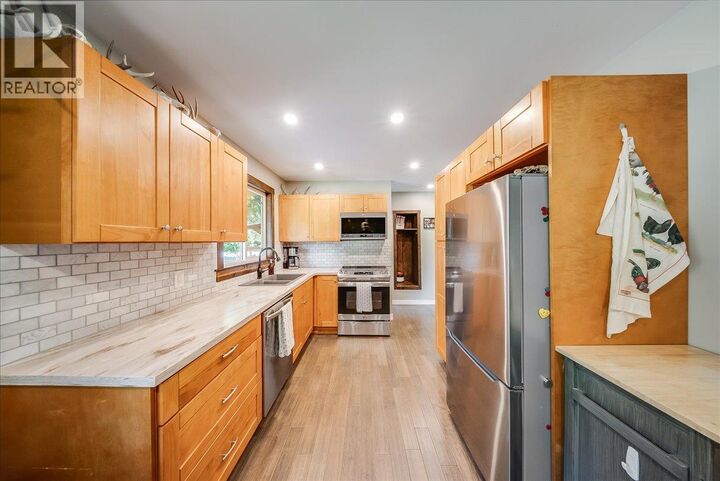 Property Photo:  526 12th Avenue  BC V0G 1G0 