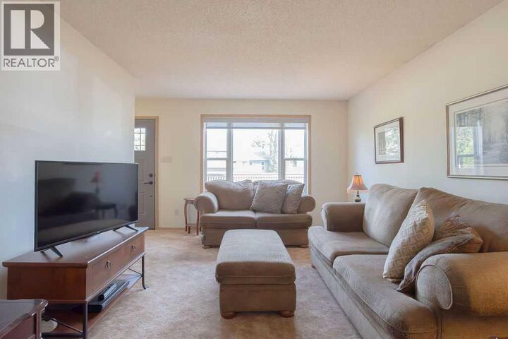 Property Photo: 530 20 Street AB T9W 1H8
