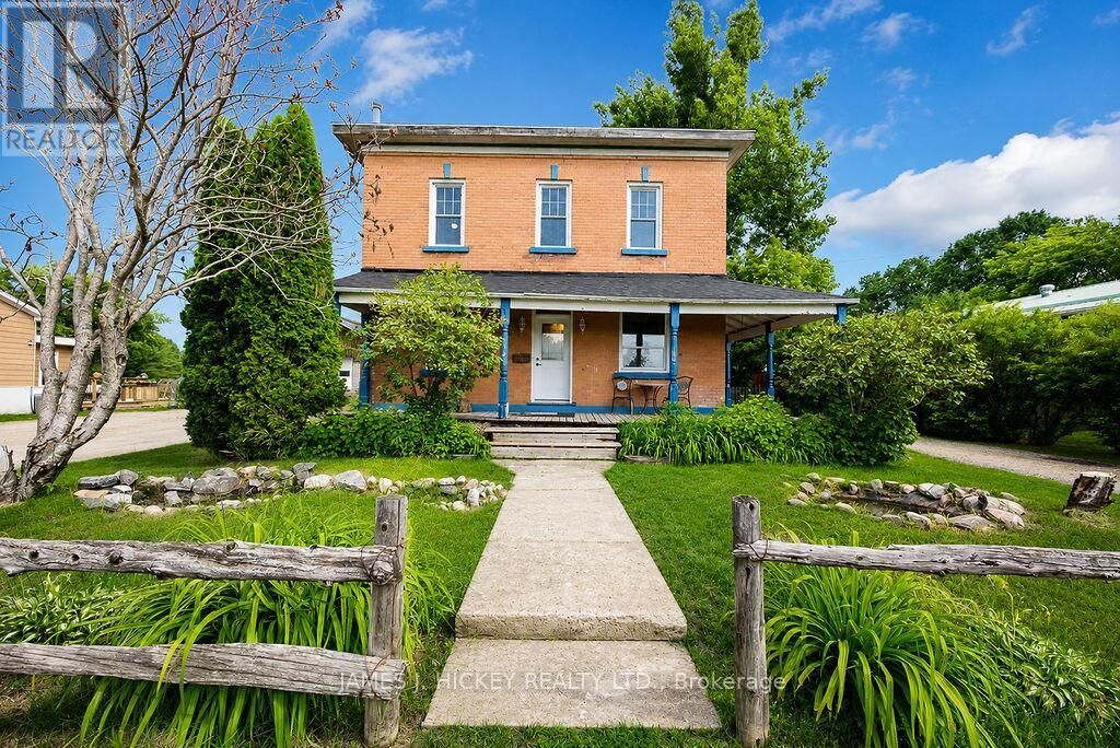 Property Photo:  20 Main Street  ON K0J 1J0 