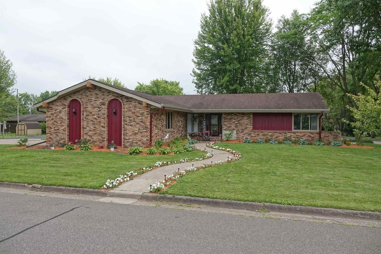 Property Photo:  510 Melbinger Street  WI 54460 