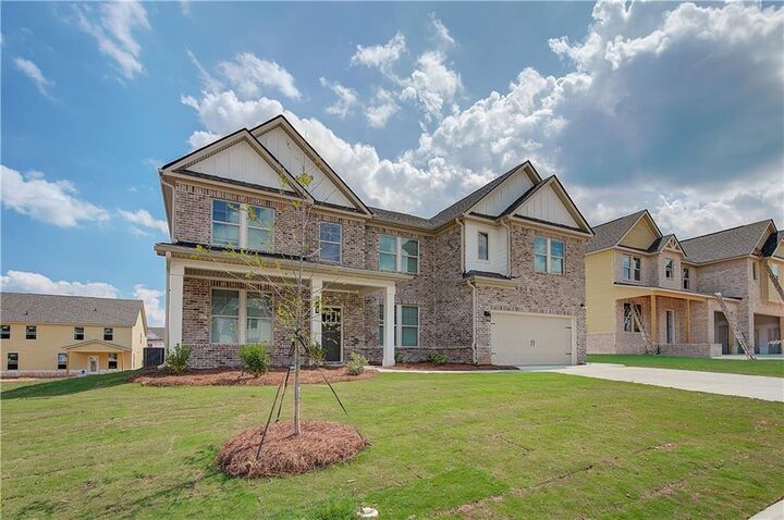 Property Photo: 2496 Cadenza Circle GA 30019