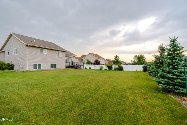 Property Photo:  4819 Feldspar Drive  ND 58503 