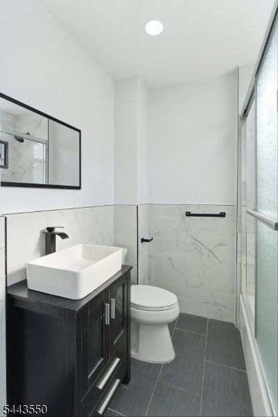 Property Photo: 280 Wilson Ave 2L NJ 07032