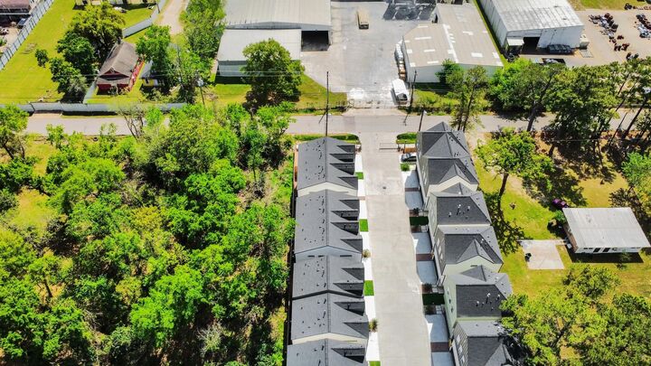 Property Photo:  5306 Kindred Garden Lane  TX 77091 