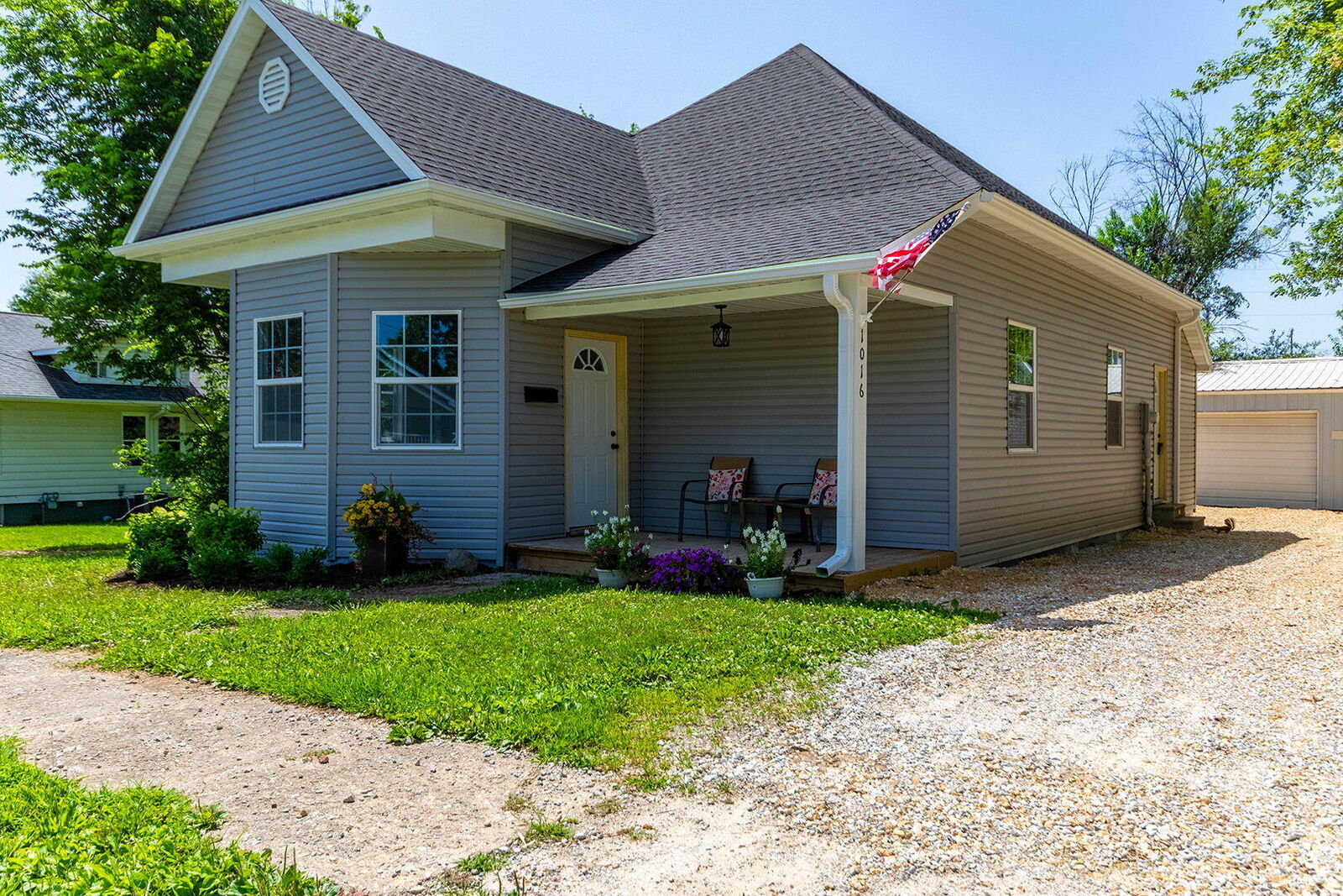 Property Photo:  1016 E Jackson Street  MO 65265 