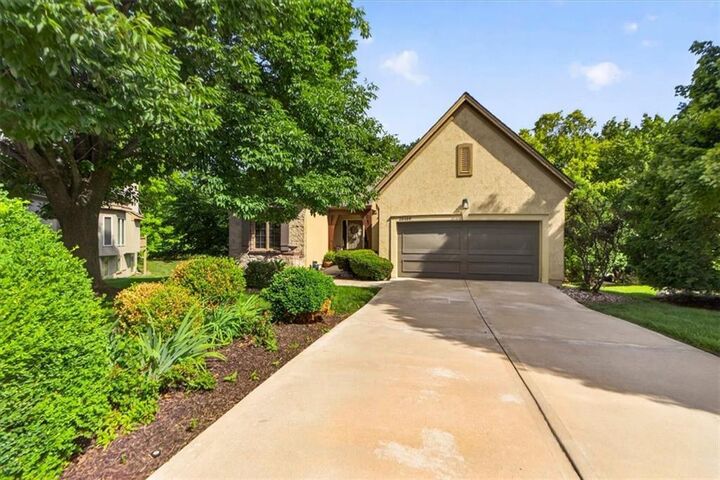 Property Photo:  26164 W 109th Street  KS 66061 