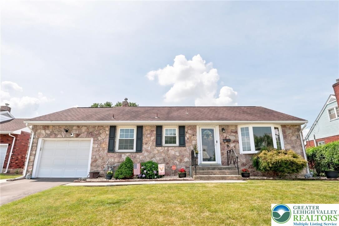 Property Photo:  1326 Nevada Street  PA 18103 