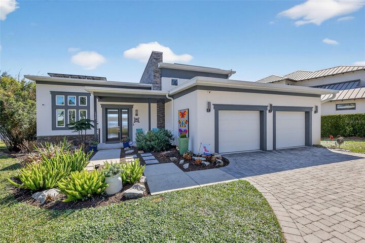 Property Photo: 1535 Sunset Circle FL 32757