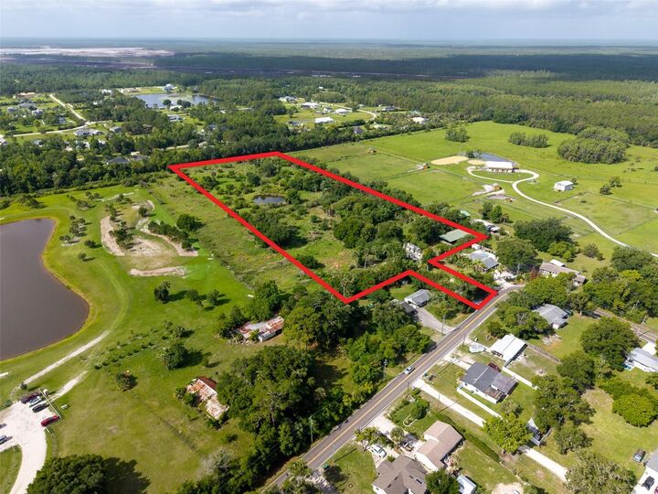 Property Photo:  1405 S Glencoe Road  FL 32168 
