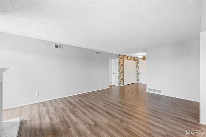 Property Photo:  14443 Bantry Lane 16  MO 63017 