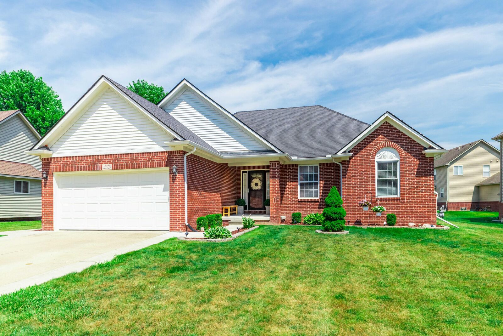 Property Photo:  23509 W Creek Drive  MI 48164 