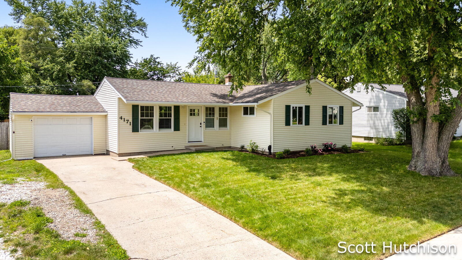 Property Photo:  4171 Miramar Avenue NE  MI 49525 