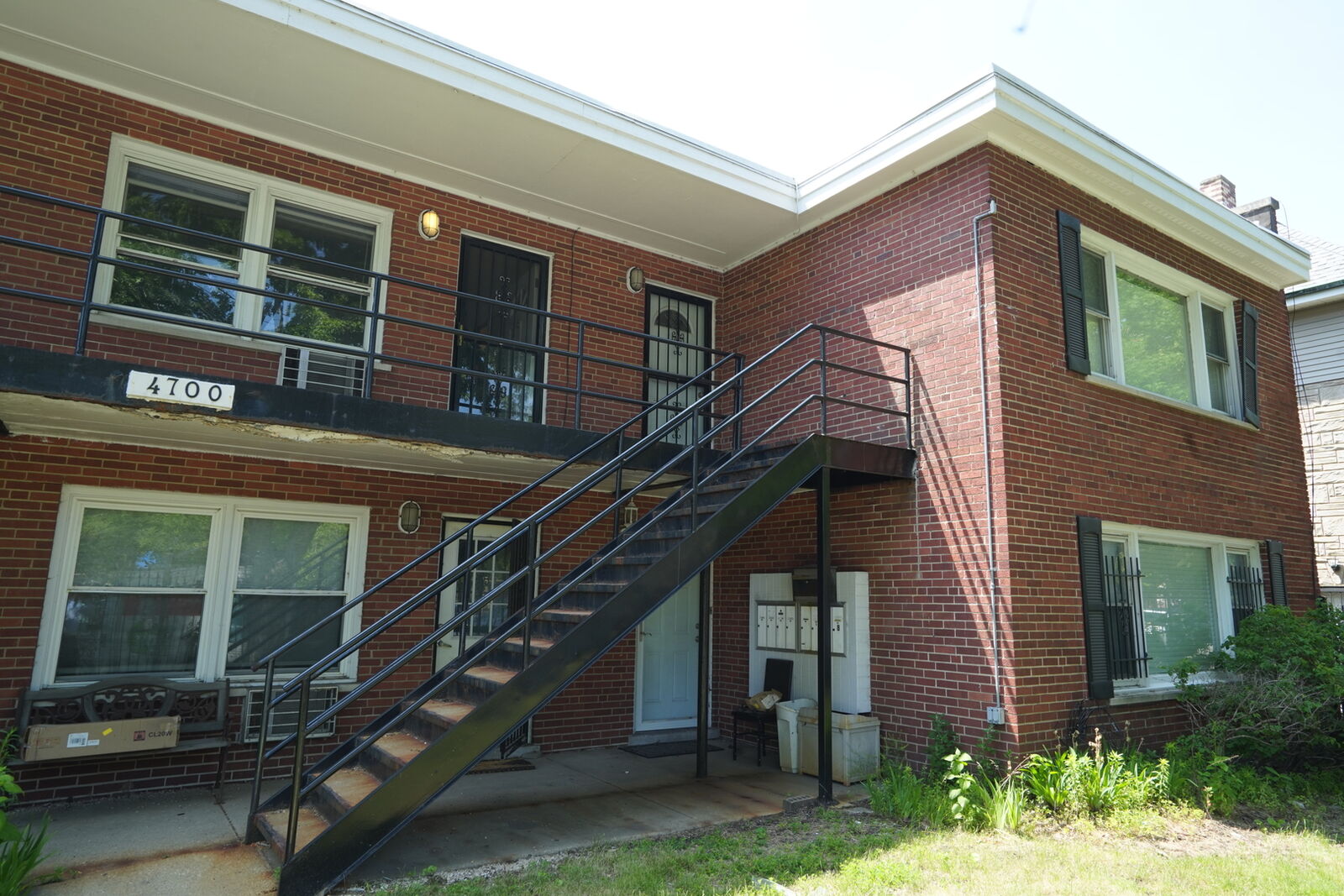Property Photo:  4700 N Ashland Avenue 1  IL 60640 