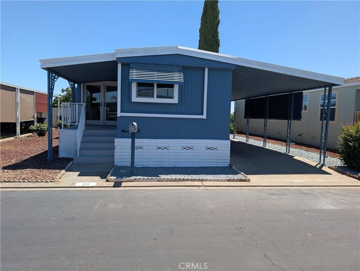 Property Photo: 2240 Golden Oak Ln #28 CA 95341