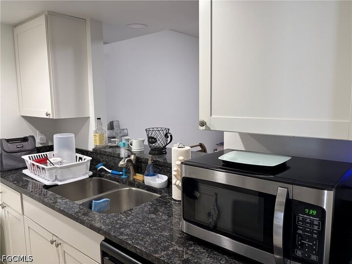 Property Photo: 13160 Kings Point Drive 2 FL 33919