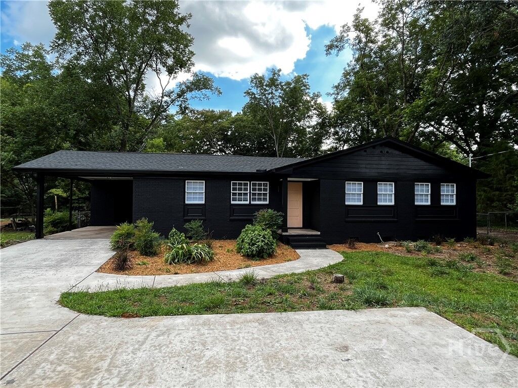 Property Photo: 1066 College Station Road GA 30605