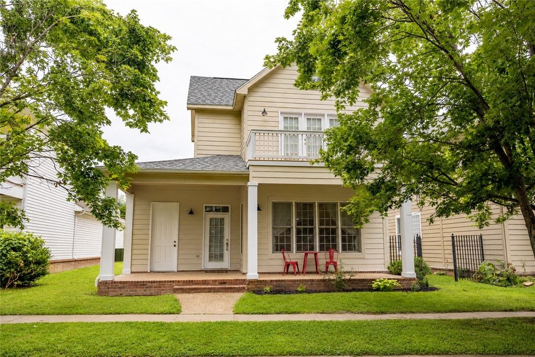 Property Photo: 2651 N Westminster Drive AR 72704
