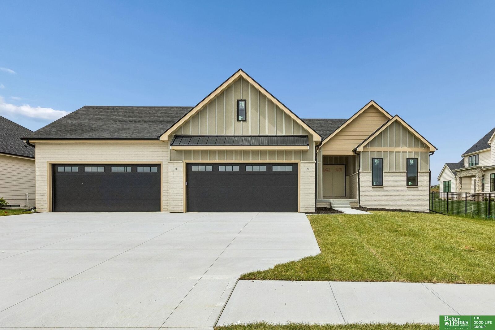 Property Photo: 3308 S 206th Street NE 68022