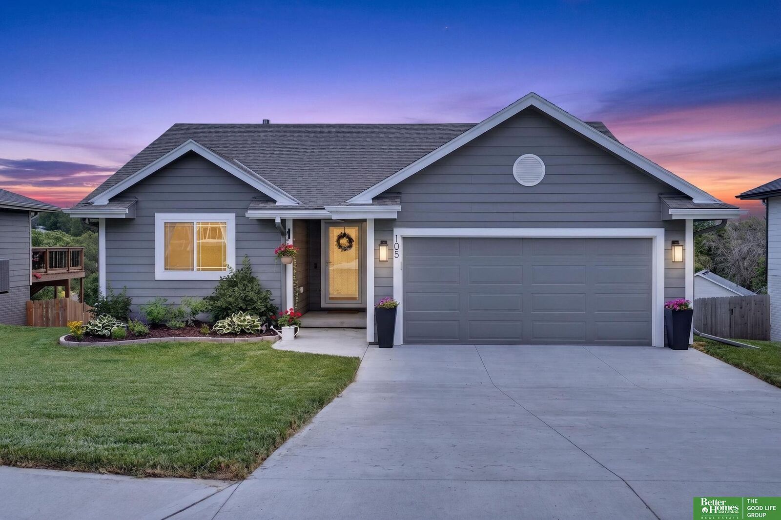 Property Photo:  105 Maplewood Circle  IA 51534 