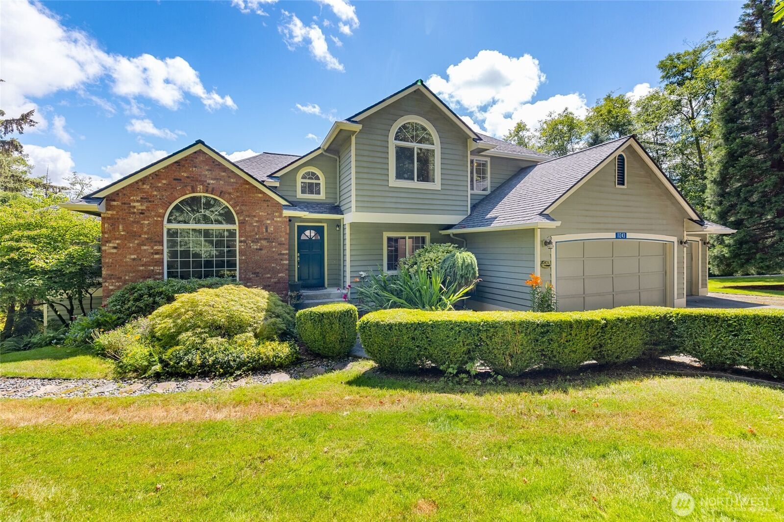 Property Photo:  11243  Garland Lane  WA 98257 
