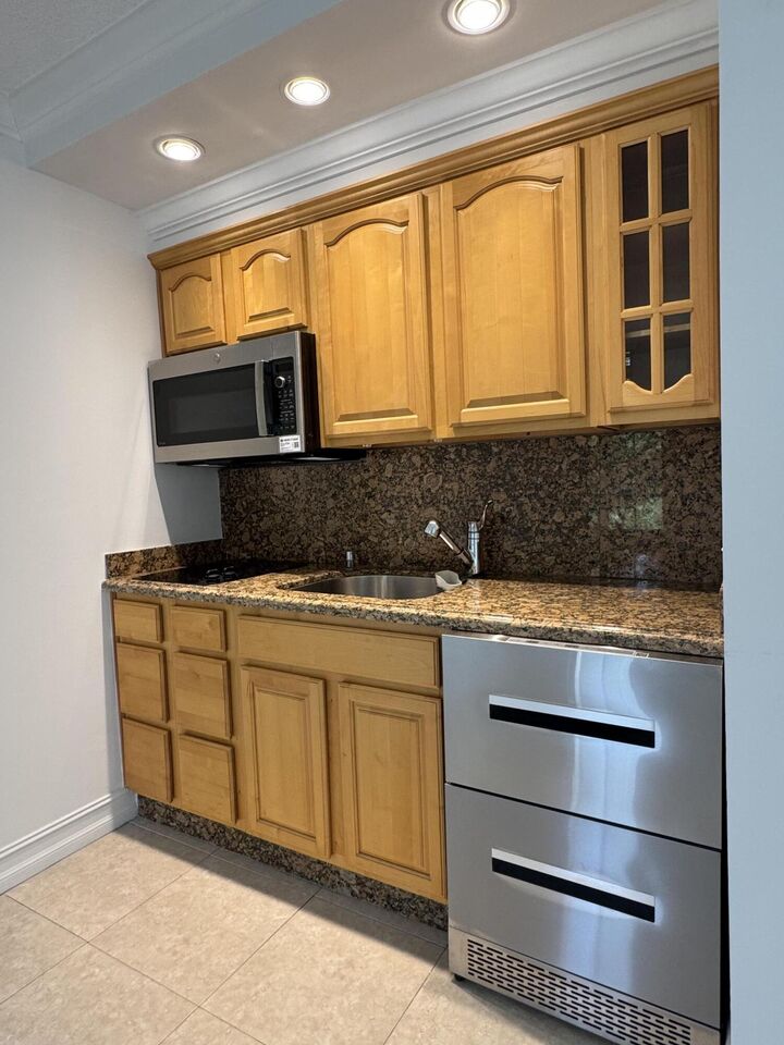 Property Photo: 2601 S Course Drive 401 FL 33069