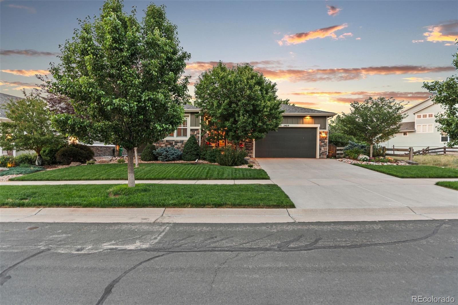 Property Photo:  24619 E Moraine Place  CO 80016 