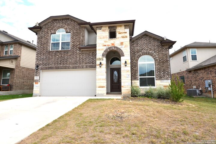 Property Photo: 5922 Akin Pl TX 78261