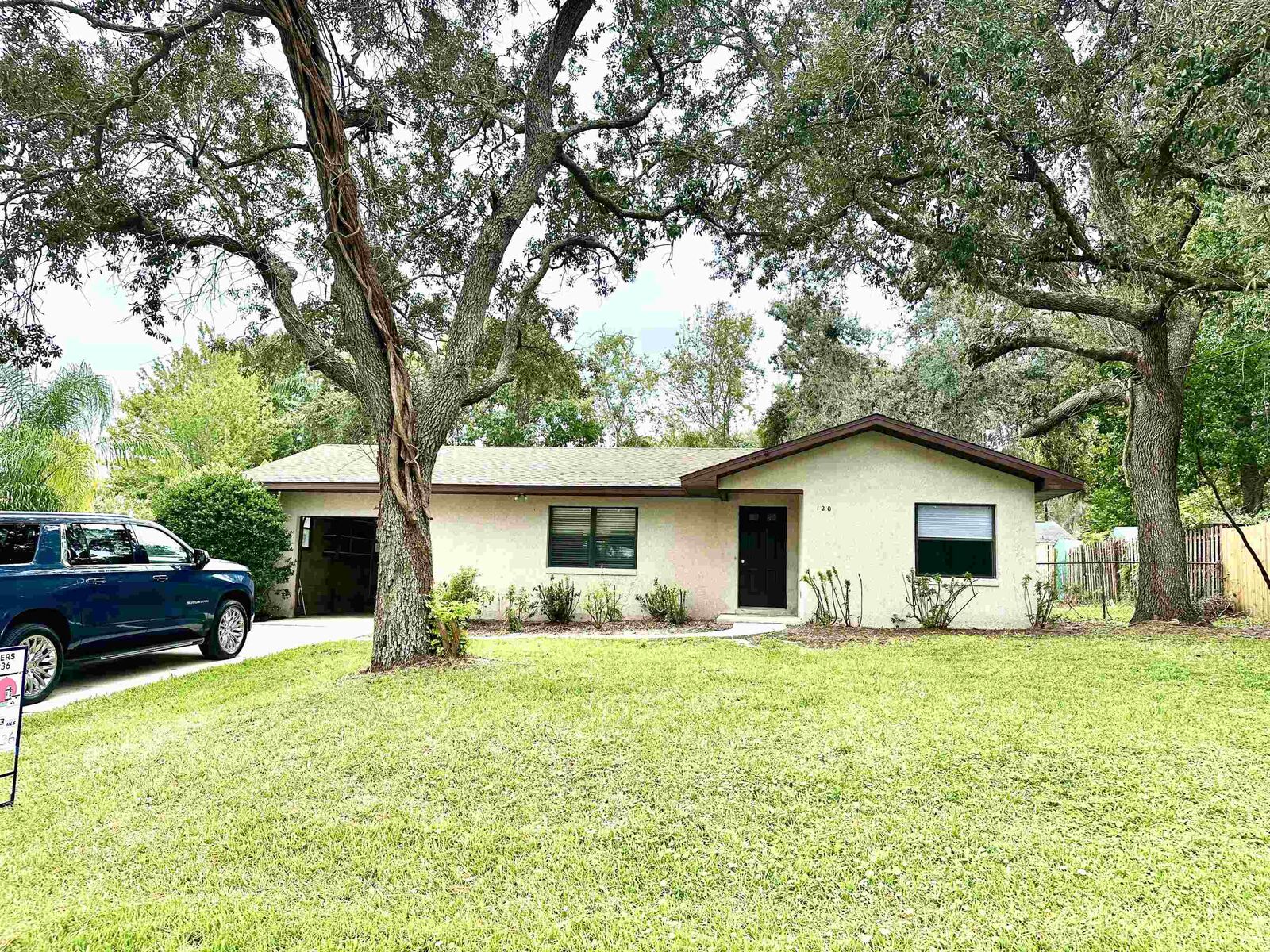 Property Photo:  120 Vassar Dr  FL 32086 