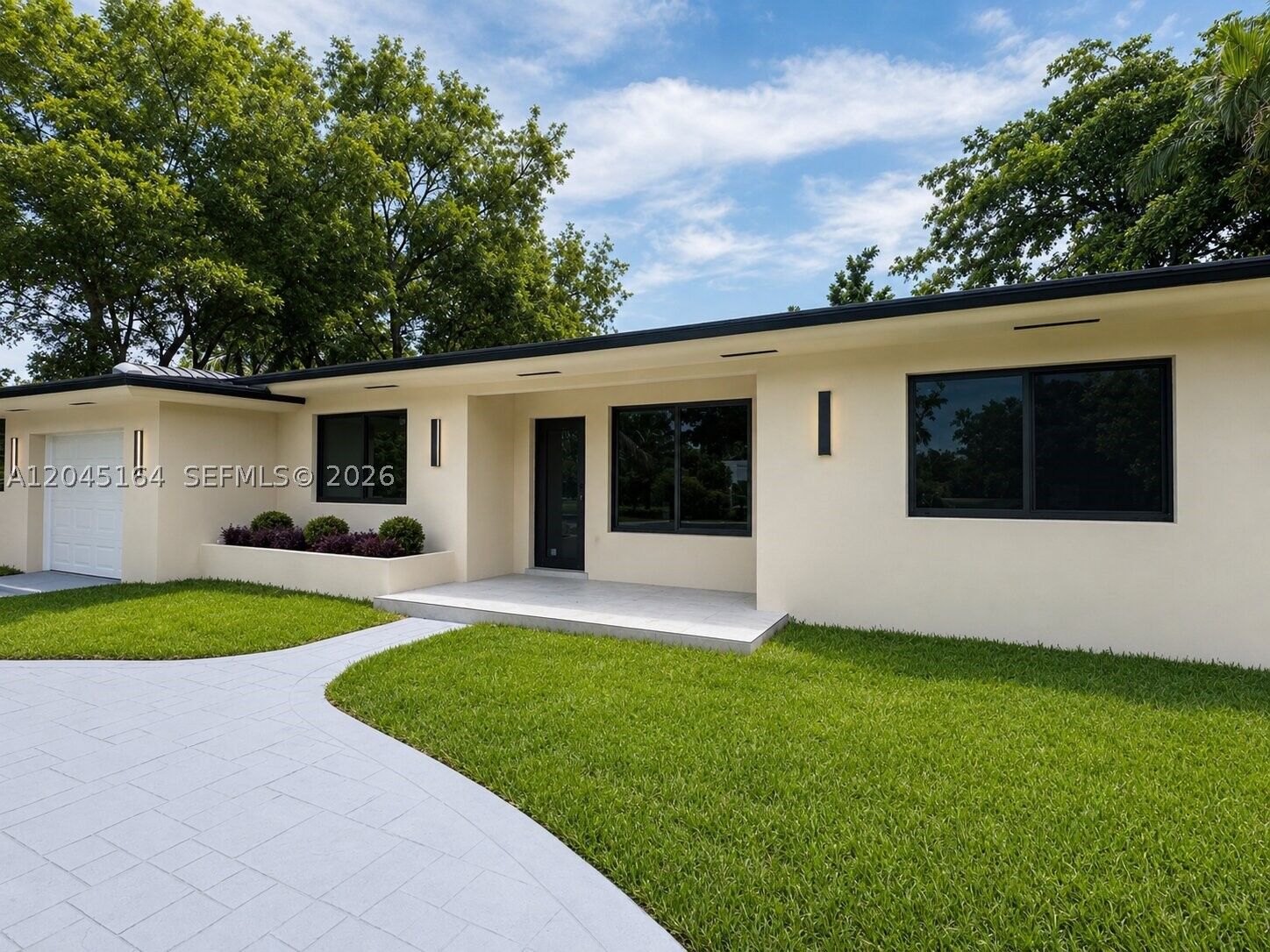 Property Photo:  2 NE 91st St  FL 33138 